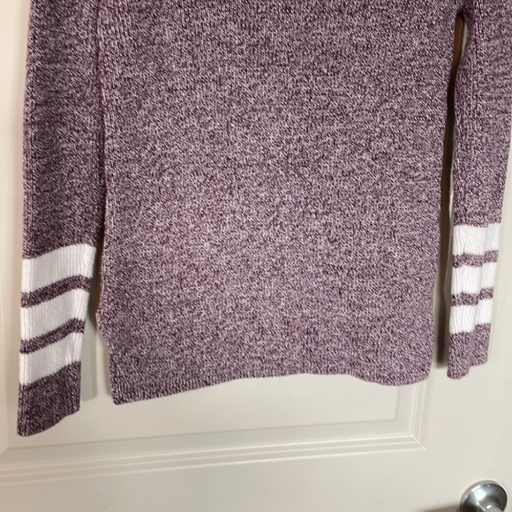 Tommy Hilfiger Sweater - Picture 3 of 8